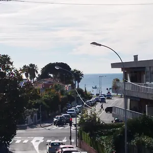 Grand 2 Pieces A 4mns De La Plage Cagnes-sur-Mer