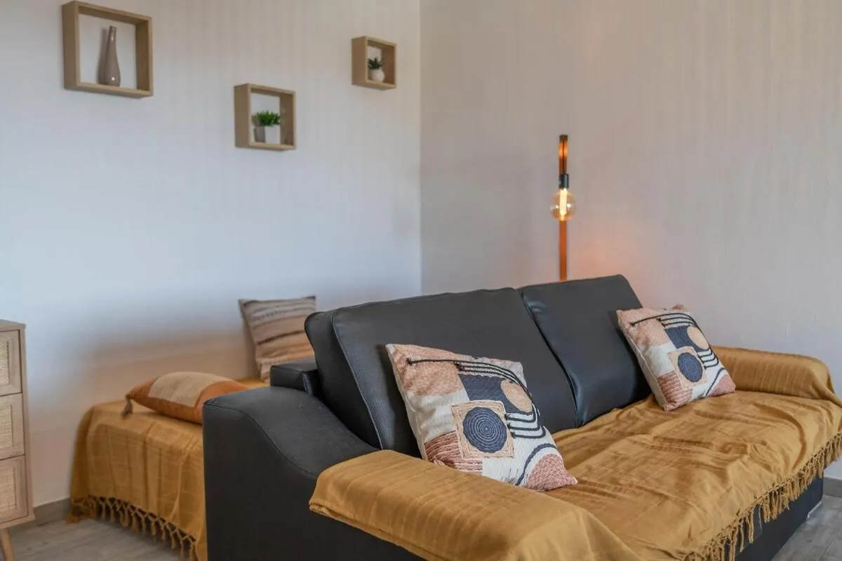 Apartment Cros Studio - Cozy Stay Near The Beach Cagnes-sur-Mer