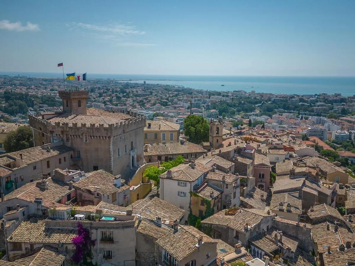 Apartment Cros Studio - Cozy Stay Near The Beach Cagnes-sur-Mer